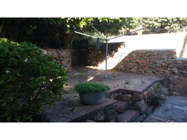 To Let 3 Bedroom Property for Rent in Devils Peak Western Cape